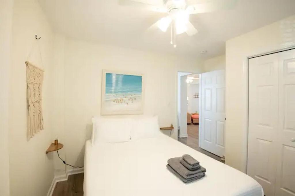 Beach Bum Bungalow Carolina Beach Bagian luar foto